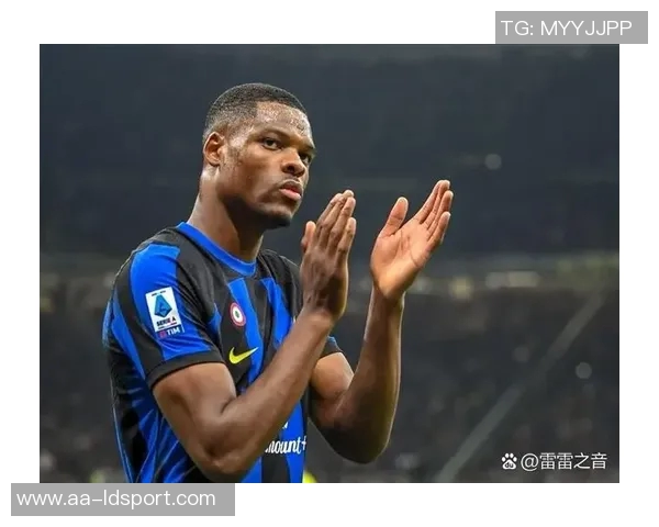 国米关注前尤文右后卫阿尔贝托科斯塔今夏有望加盟